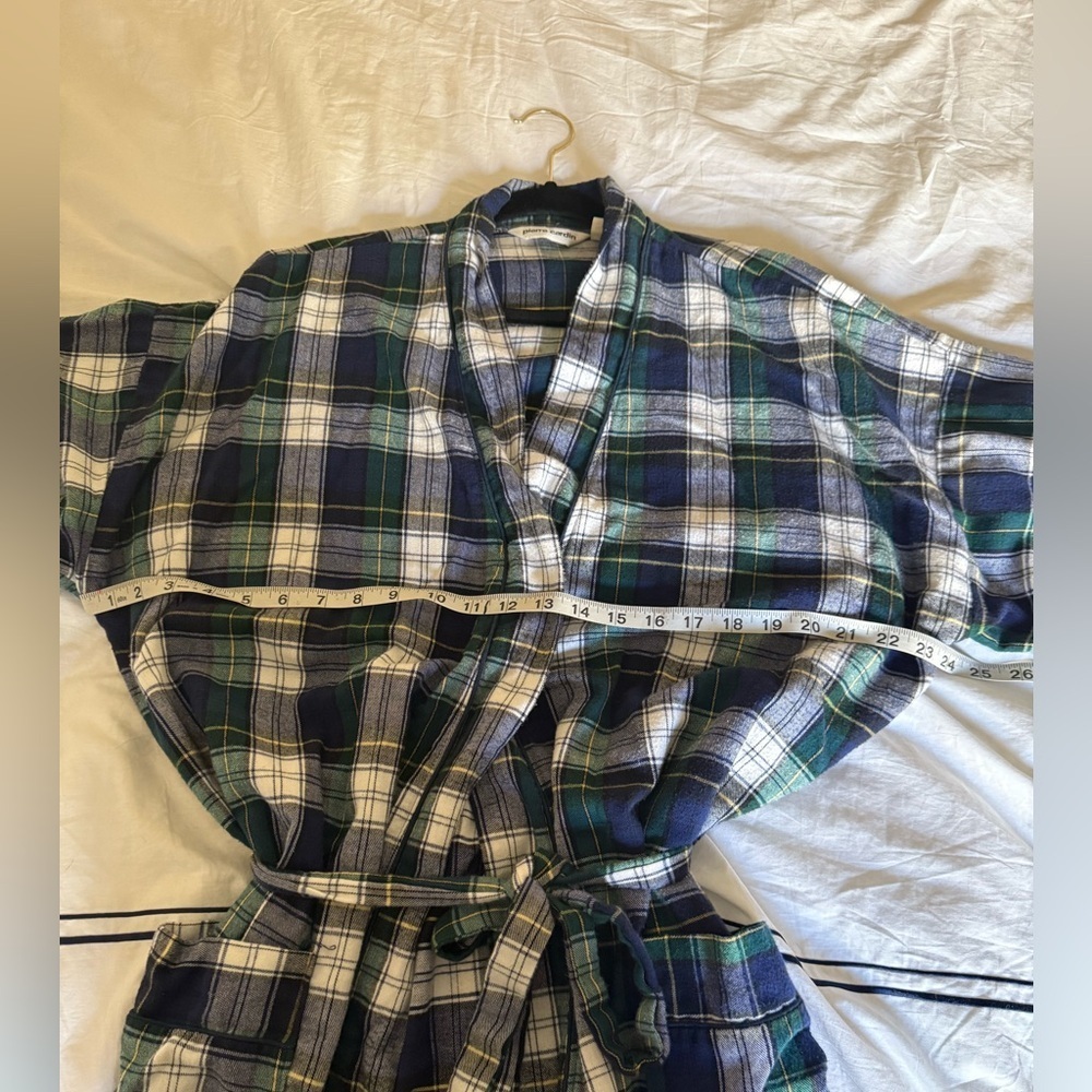 Pierre Cardin Men’s Flannel Robe Plaid - Picture 5 of 5